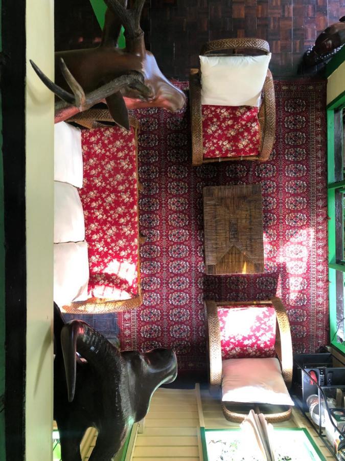Bed and Breakfast Baan Tepa Boutique House Bangkok Esterno foto